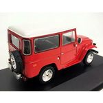 масштабная модель TOYOTA LAND CRUISER FJ 40 4х4 1973 1 43