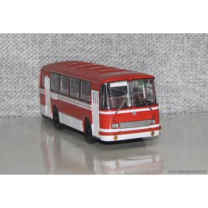 модель автобуса ЛАЗ-695Н сангин в масштабе 1 43