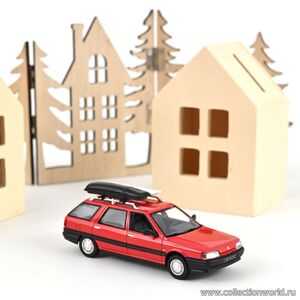 масштабные модели автомобиля Renault 21 Nevada 1989 с аксессуарами 1 43