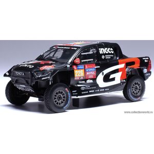 масштабная модель Toyota GR DKR Hilux Evo T1U #226 Variawa/Cazalet Ралли Дакар 2024 1 43