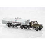 масштабная модель КРАЗ-258Б1 с полуприцепом ТЗ-22 1 43