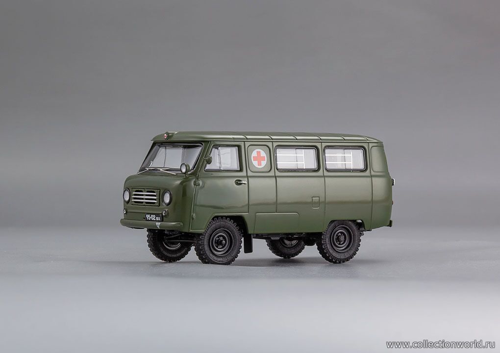 УАЗ-450A «Медицинская Помощь» МО СССР - 1962 г. (интерьер армейский - 4 носилок)