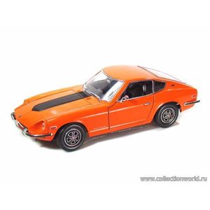 масштабные модели автомобиля DATSUN 240Z 1970. 1 18